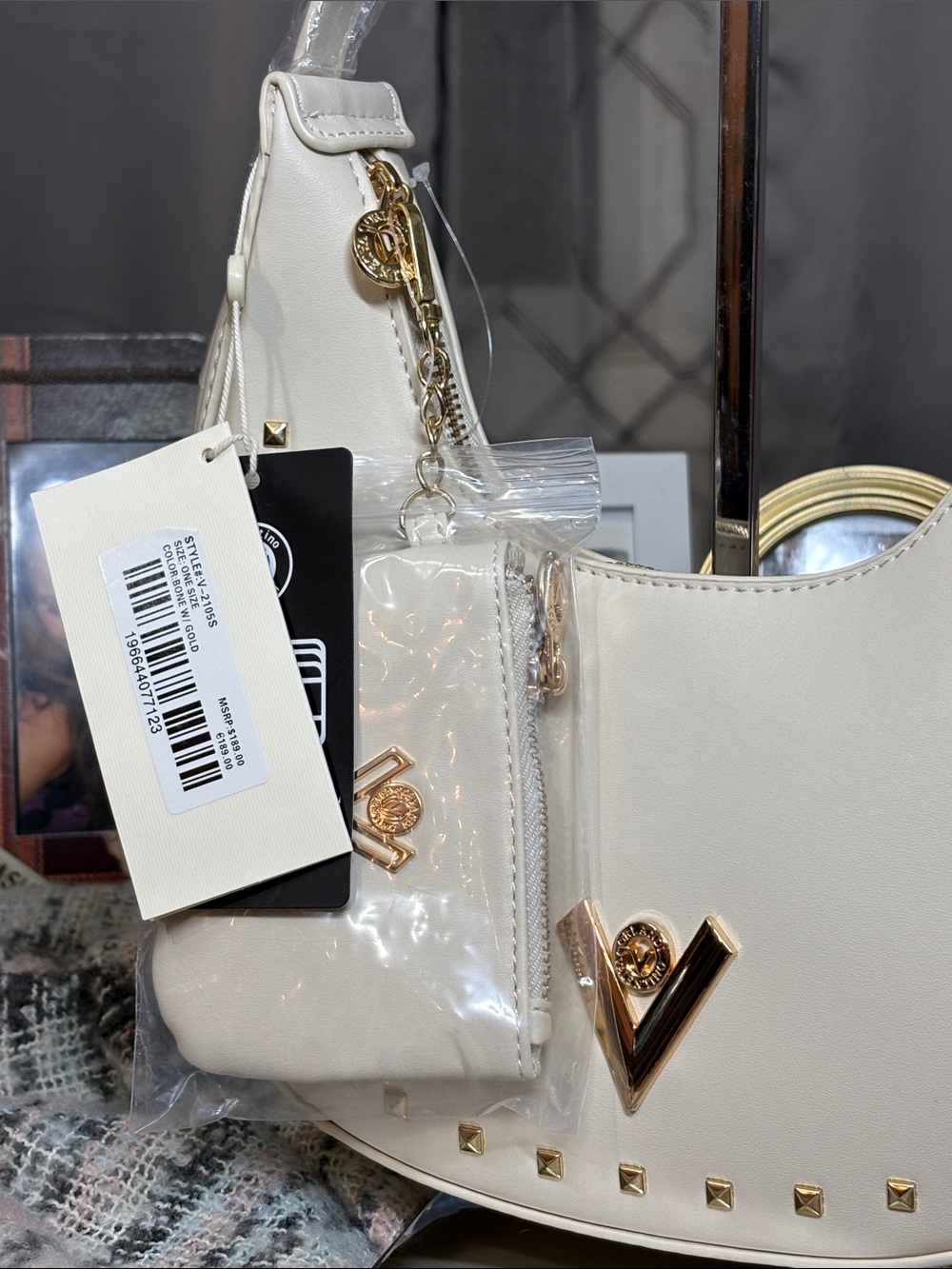 Valentino Orlandi White Hobo Bag with Coin Pouch - Picture 2 of 11